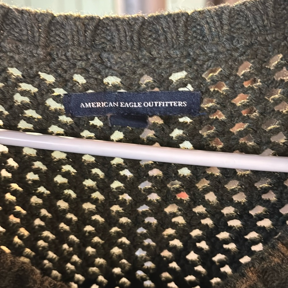 American Eagle crop sweater